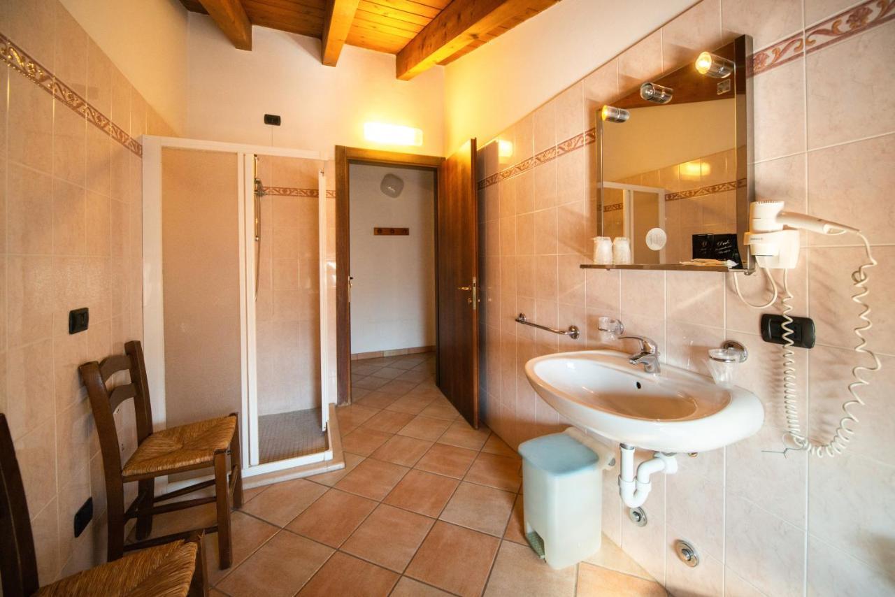 Albergo Al Platano Caprino Veronese Zewnętrze zdjęcie