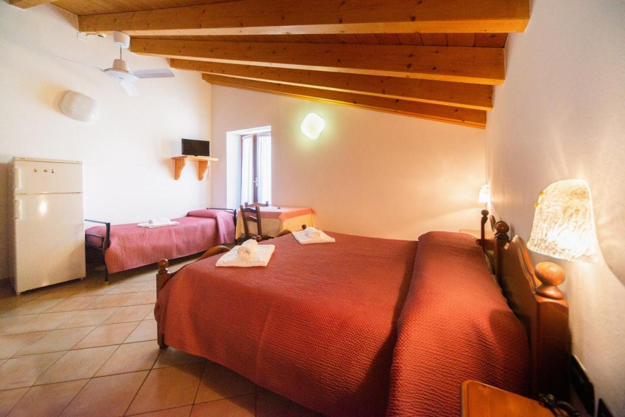 Albergo Al Platano Caprino Veronese Zewnętrze zdjęcie